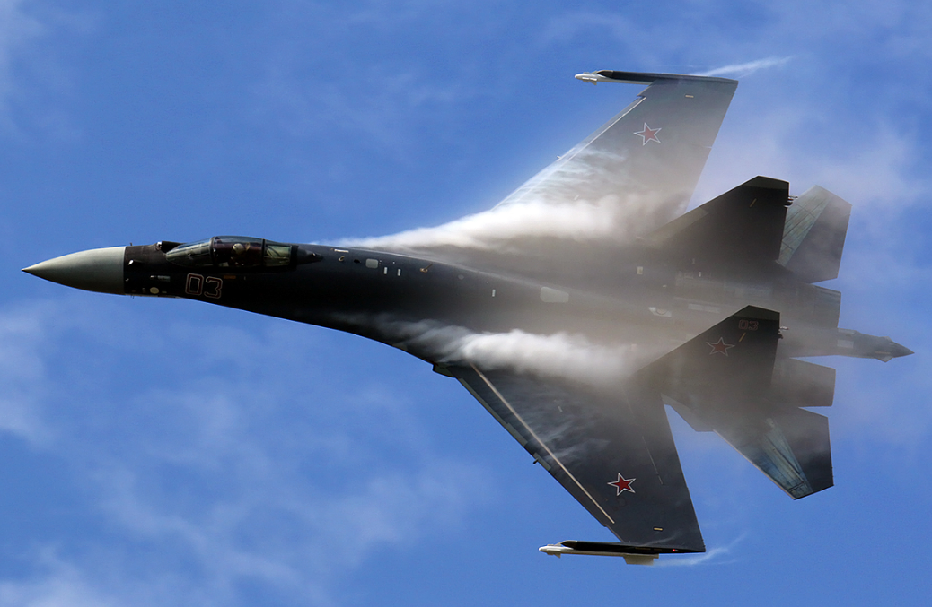 su35 a f22