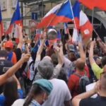 protest praha covid