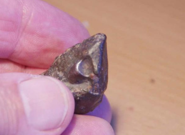 meteorit starodávná loď