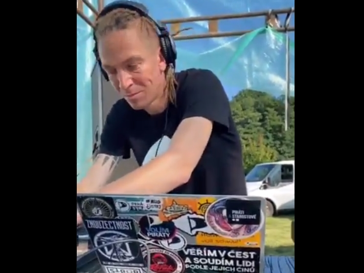piráti dj bartoš