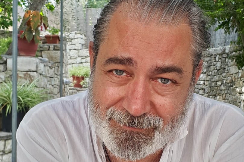 západ totalita