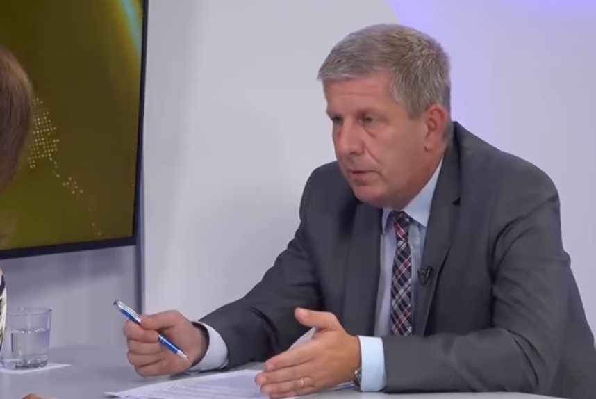 farmaceutické firmy slovenský ministr
