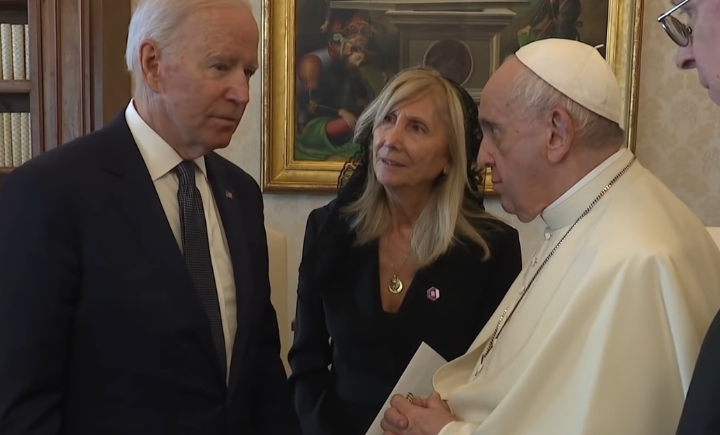 biden papež