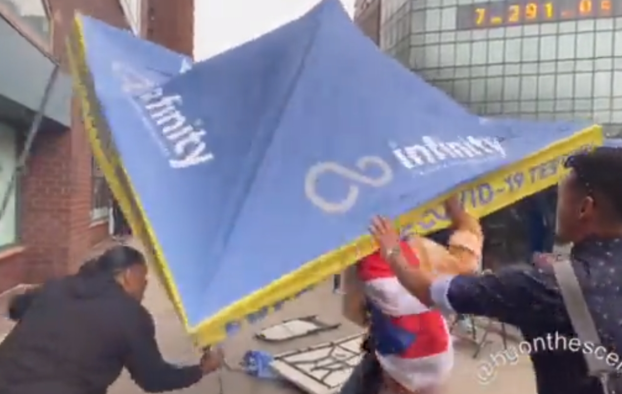 new york protest očkování
