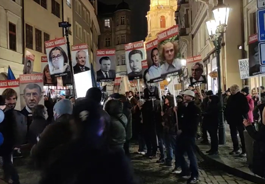 protest pochod zrádce praha