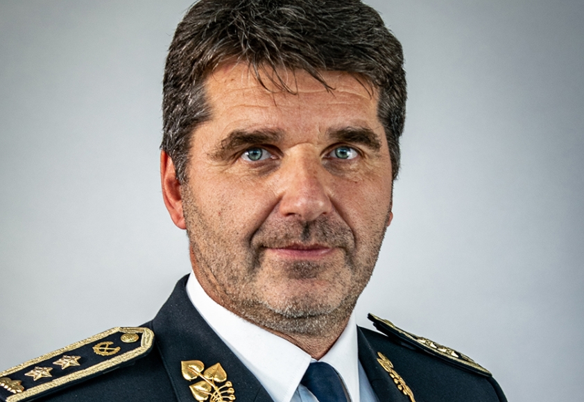 švejdar policie