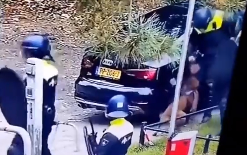 pes policista covid