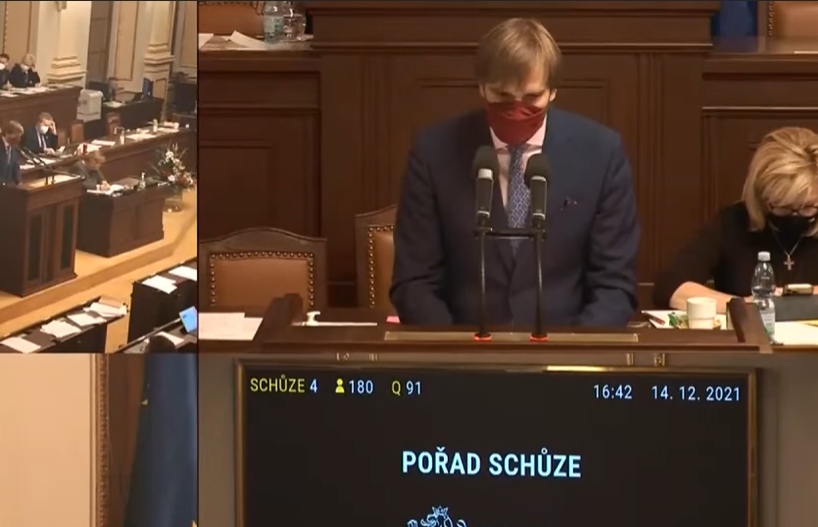 vojtěch vakcíny 900 milionů
