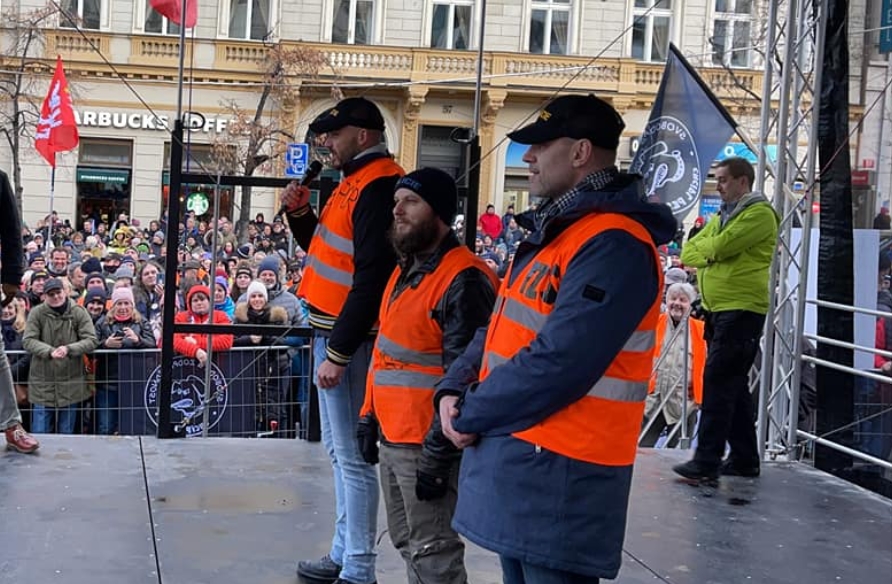 policie protest