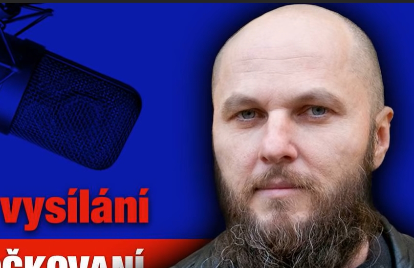 policista cenzura očkování