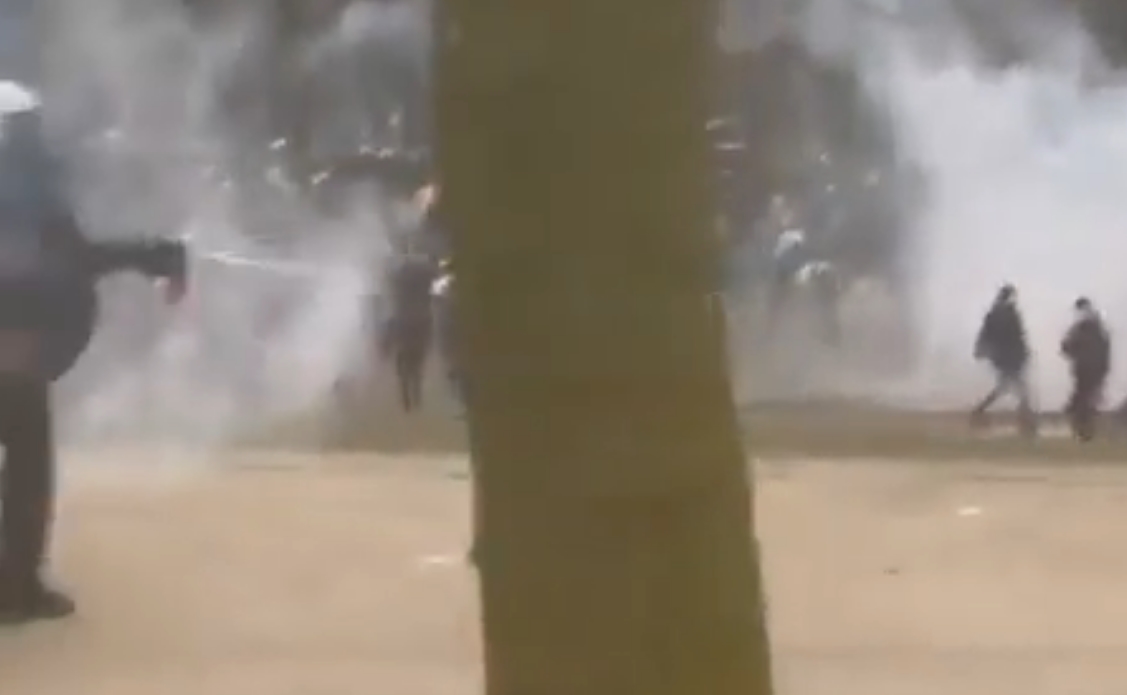 protest policista provokatér
