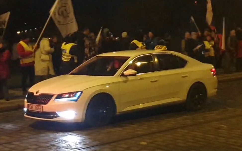 konvoj svobody protest
