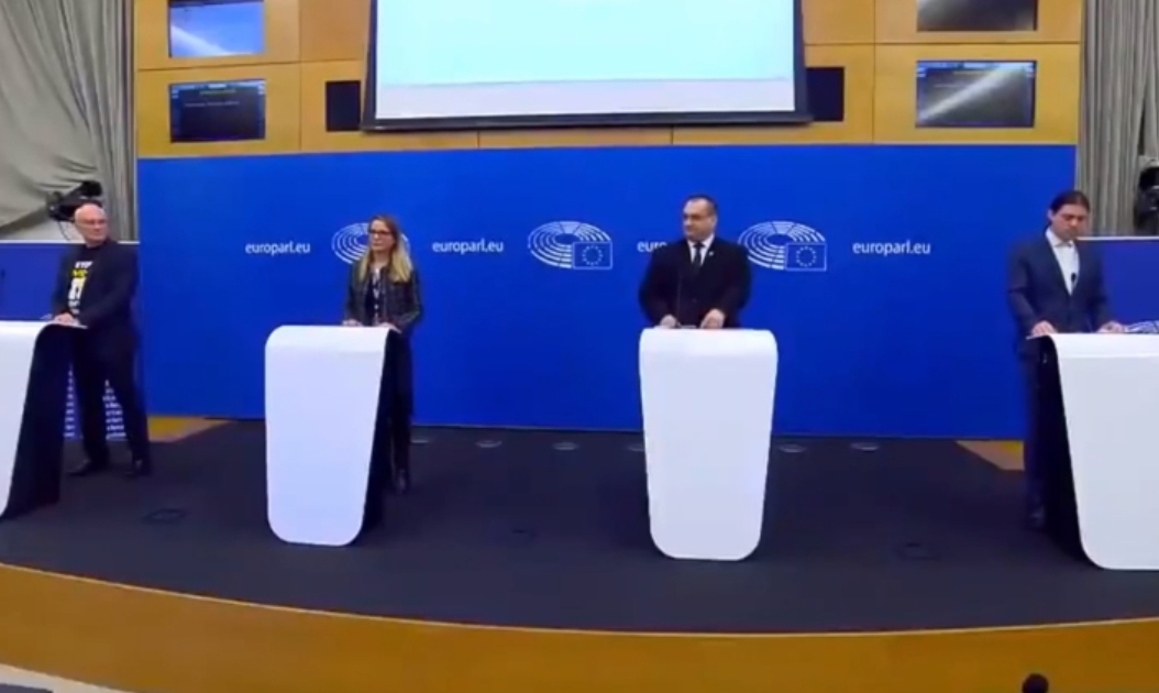 europoslanci rezignace uršula
