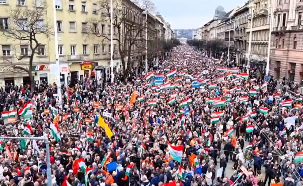 protest maďarsko válka