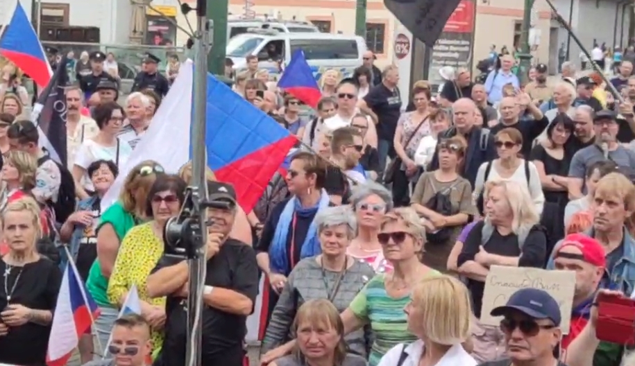protest svoboda slova mír