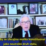 kissinger davos