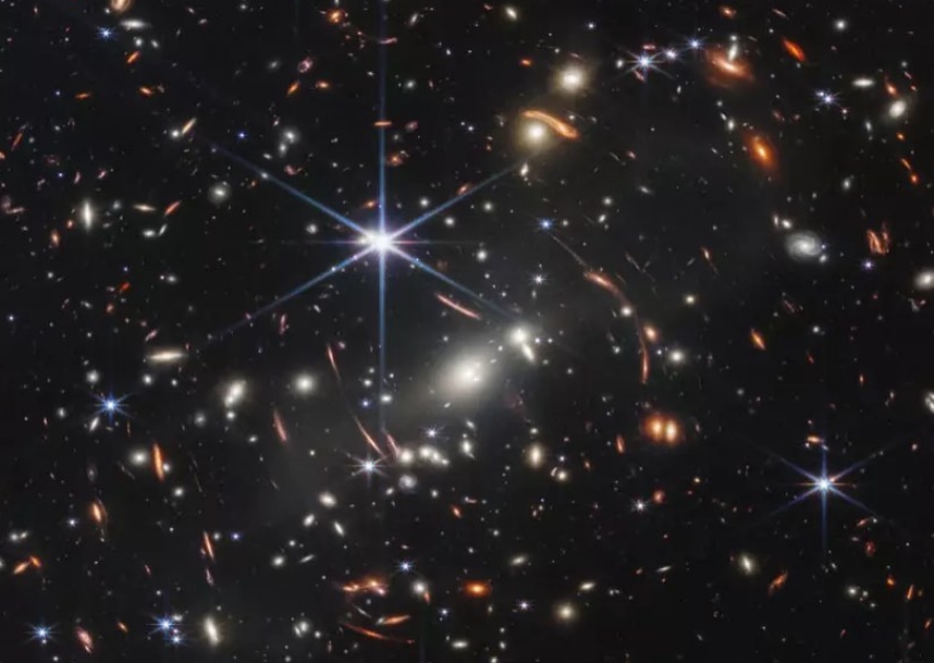 nasa vesmír teleskop