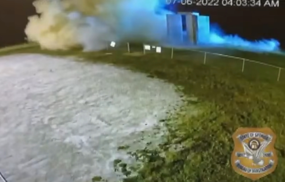 exploze poradní kameny