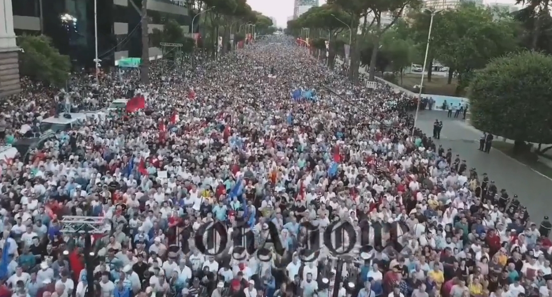 albánie tirana protest