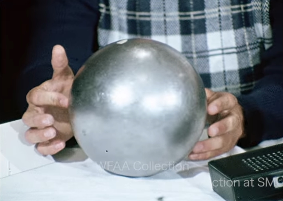 ufo 1974 koule