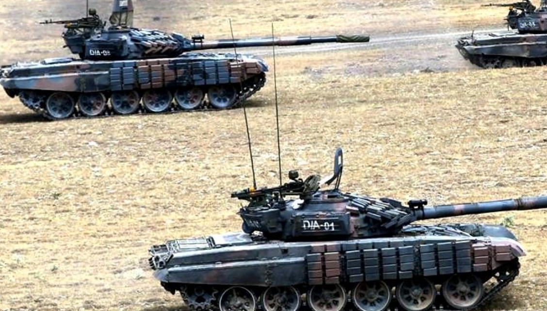 t-72 tank