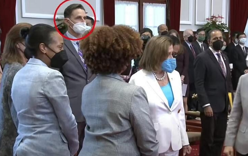 pelosi podíl čína