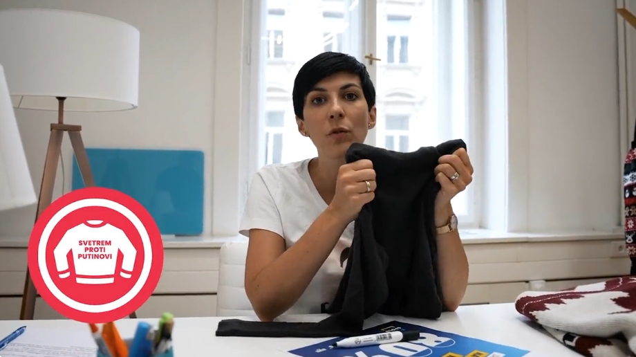 pekarová adamová svetr