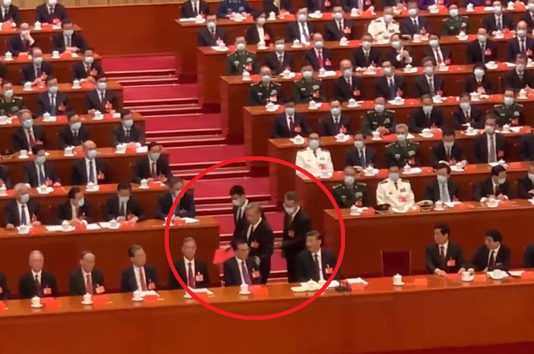 čínský exprezident vyveden