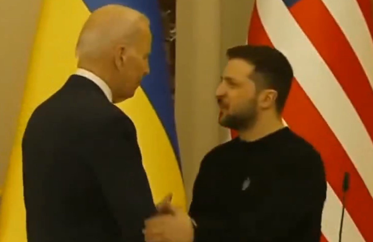 biden zelensky