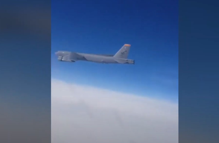 su-35 bombardér