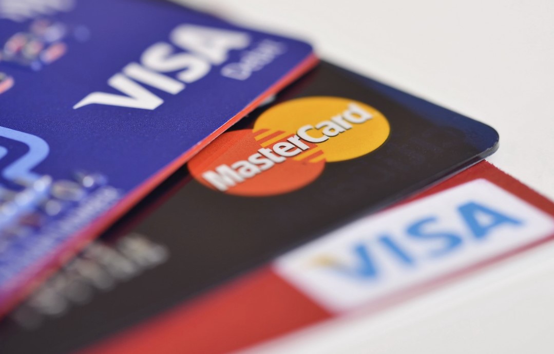 platební karta visa mastercard