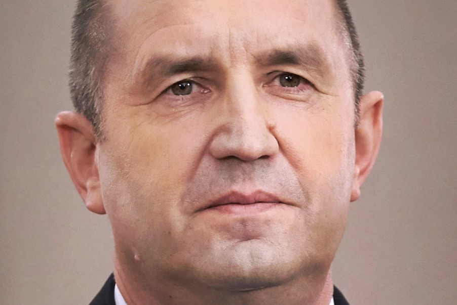 ramen radev bulharský prezident