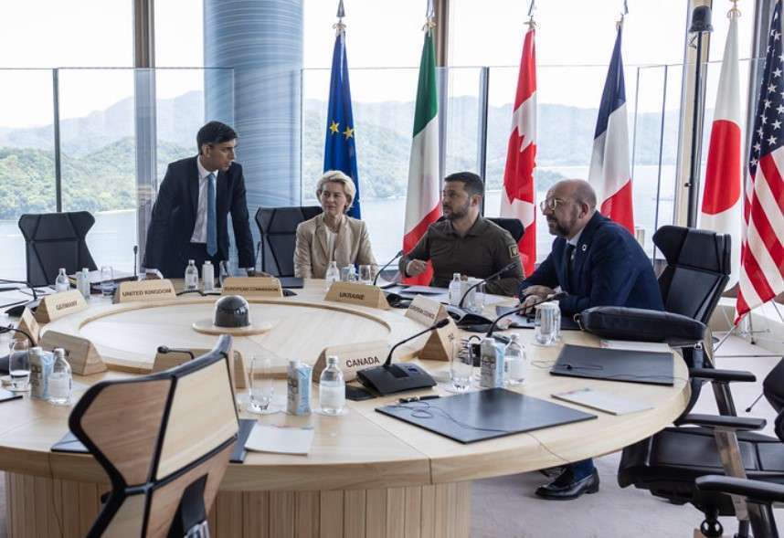 G7